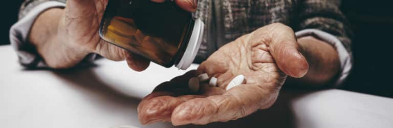 Vivre plus longtemps avec des compléments de vitamine D et calcium?