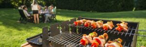 Cuire suffisamment la viande: un geste salutaire pour tuer les bactéries
