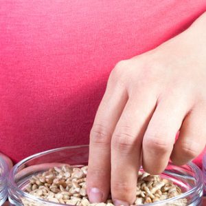 Arachides et noix pendant la grossesse n’augmentent pas le risque d’allergie