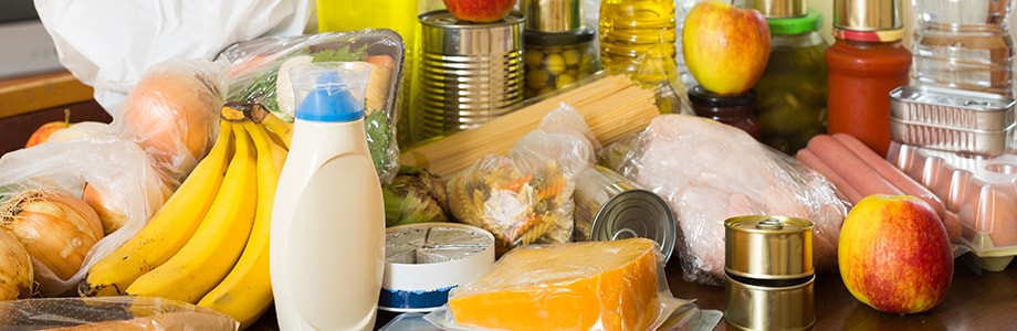 Matériaux en contact avec les aliments: l’EFSA propose une nouvelle évaluation