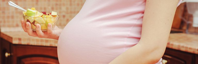 Les fruits favorables au développement cognitif avant la naissance