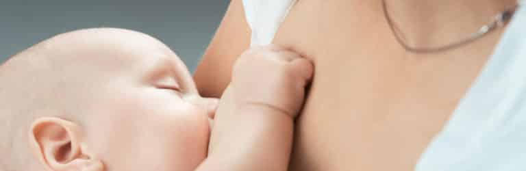 Moedermelk: natuurlijke biomoleculen stoppen ontstekingen