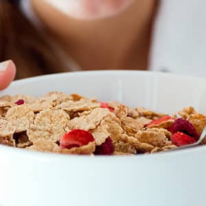 Effet crunch: on mange aussi avec les oreilles!