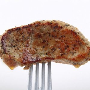 Faire mariner la viande pour mieux la conserver