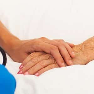 Plus de la moitié des seniors aux urgences seraient à risque de dénutrition