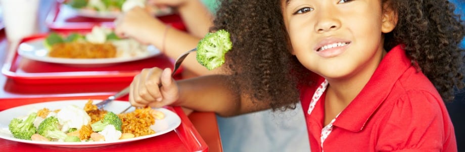 Cantines scolaires: des choix plus sains grâce au goût