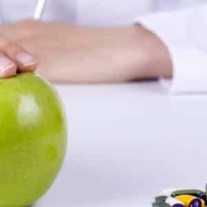 Une pomme par jour éloigne du… pharmacien!