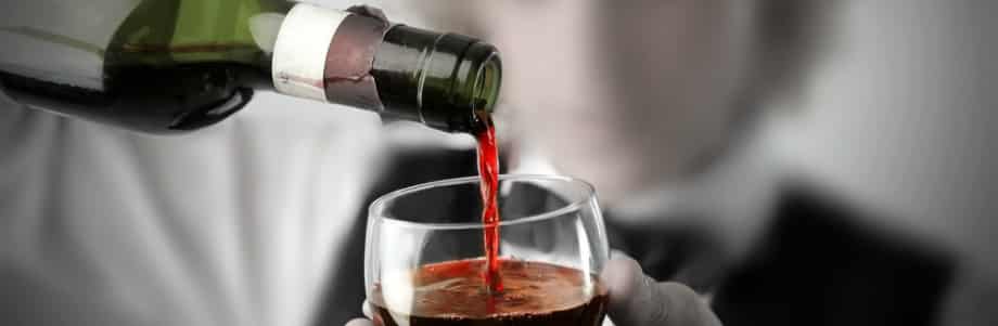 Alcool: le verre et le service influent sur la consommation
