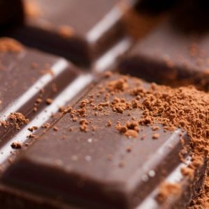 Pourquoi le chocolat noir est-il bon pour le cœur?