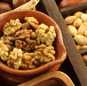 Cardiovasculaire: les noix font mieux que l’huile d’olive