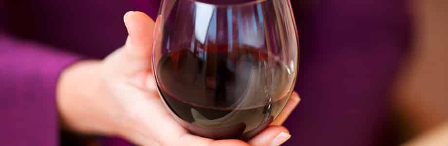 Een glas wijn bij de maaltijd is goed voor diabetici