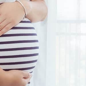 Seule la moitié des femmes belges préparent leur grossesse avec de l’acide folique