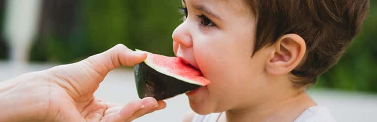 Emotie-eten, een gevolg van de opvoeding op jonge leeftijd