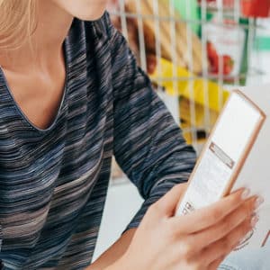 Les personnes qui lisent les étiquettes nutritionnelles mangent mieux