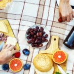 Eten in gezelschap, zelfs van je spiegelbeeld, bevordert de eetlust