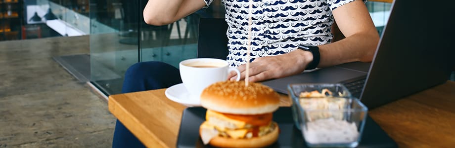 Stress als oorzaak van ongezonde voeding