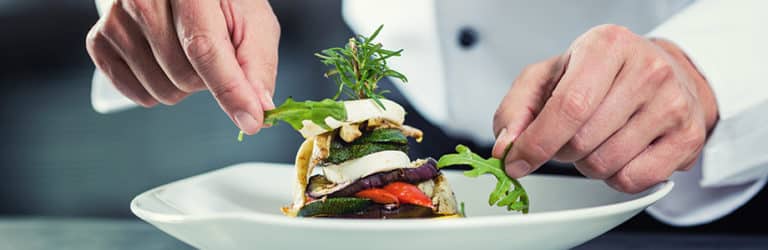 Plus de légumes et moins de viande: ça marche au restaurant!