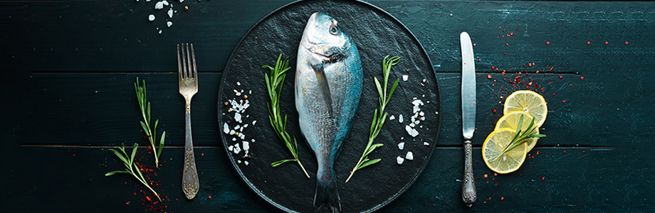 Manger plus de poisson réduirait le risque de cancer colorectal