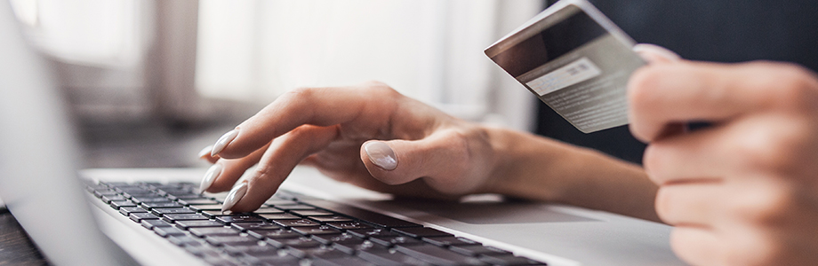 Achats en ligne : plus de dépenses, mais moins de sucreries