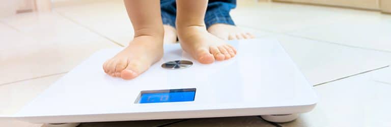 Des polluants associés à une obésité à risque chez l’enfant