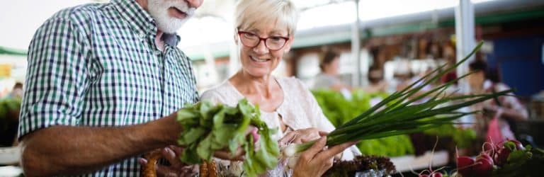 Végétaliser l’alimentation des séniors : jusqu’où ?